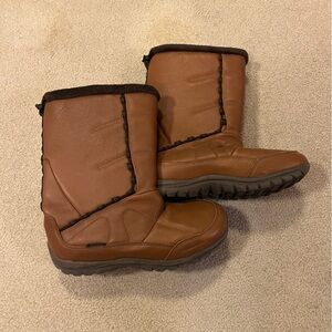 MOUNTREK Lisa Leather II Waterproof Insulated Brown Hiking Boots size 8.5